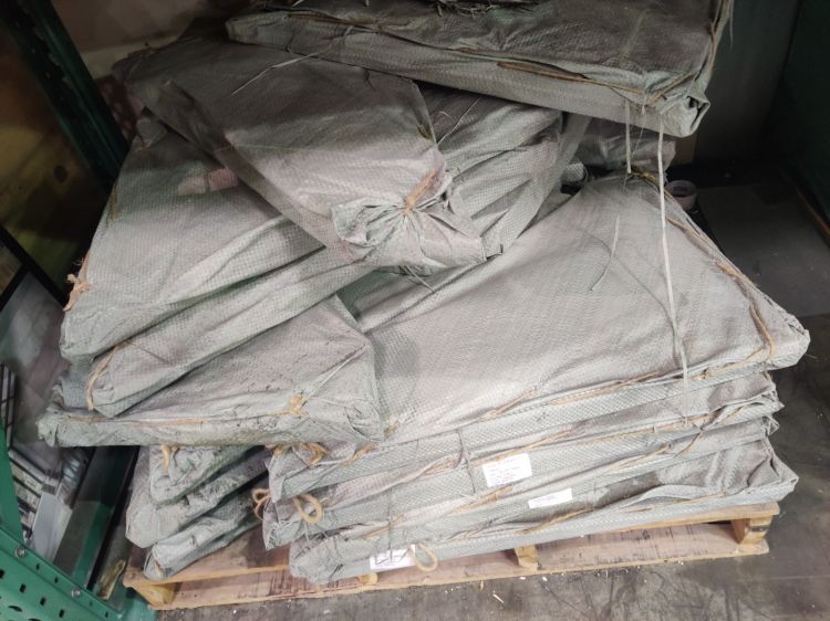 Wood Display 2CM Paver - 8-Slot Wood Display 2CM Paver - 8-Slot
